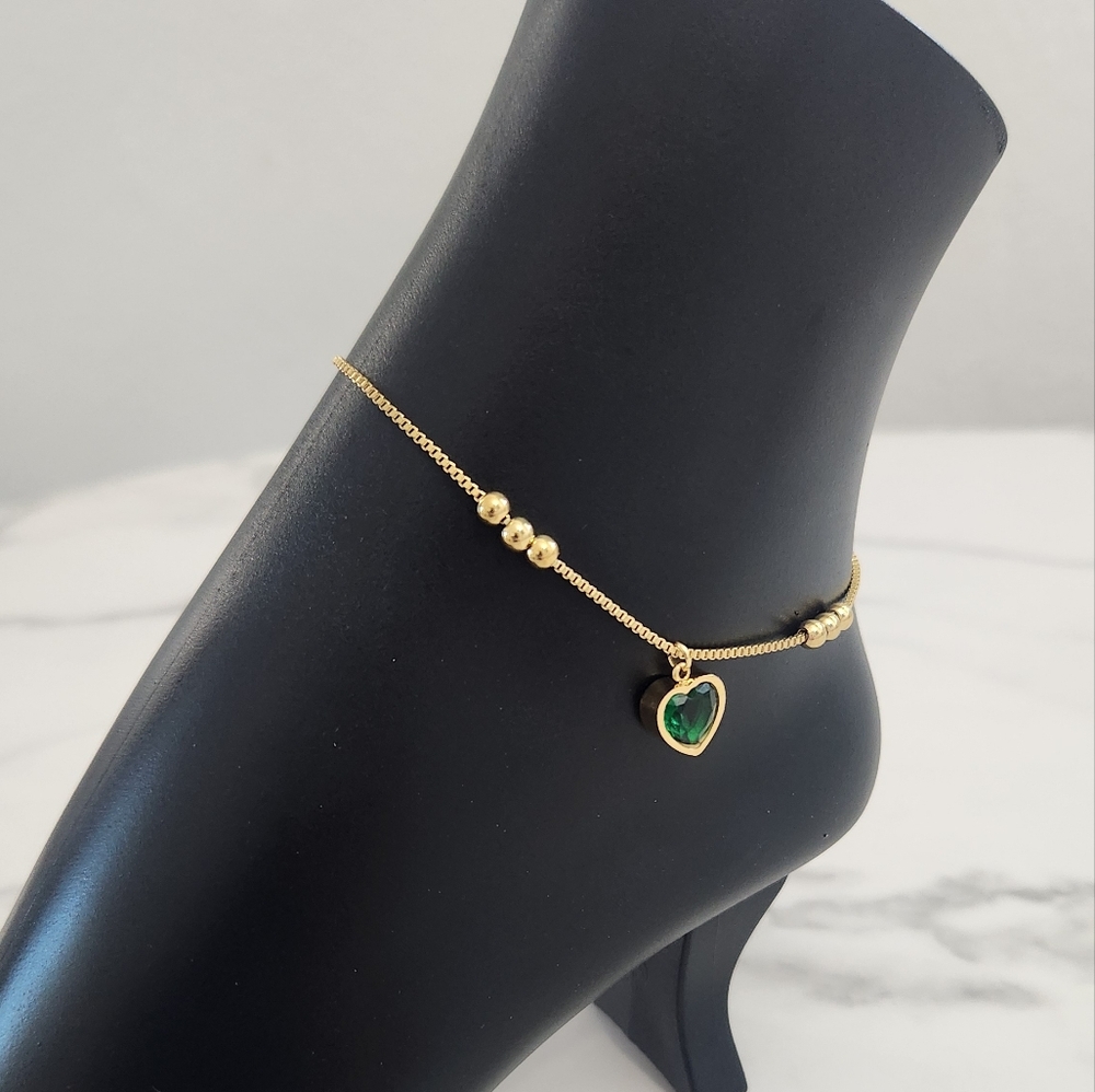 Gold Plates Beaded Anklet Bracelet with Emerald Green Heart Charm - Picture 7 of 14